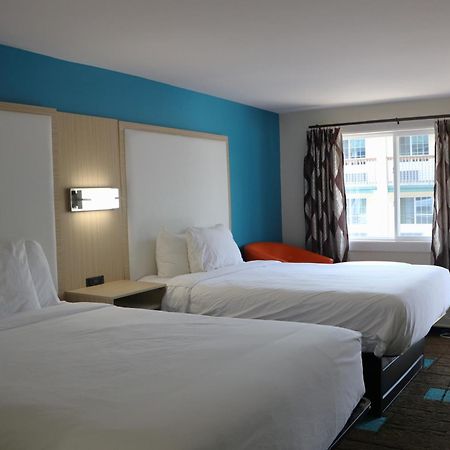 Sunbird Cape Cod Annex 호텔 웨스트야머스 외부 사진