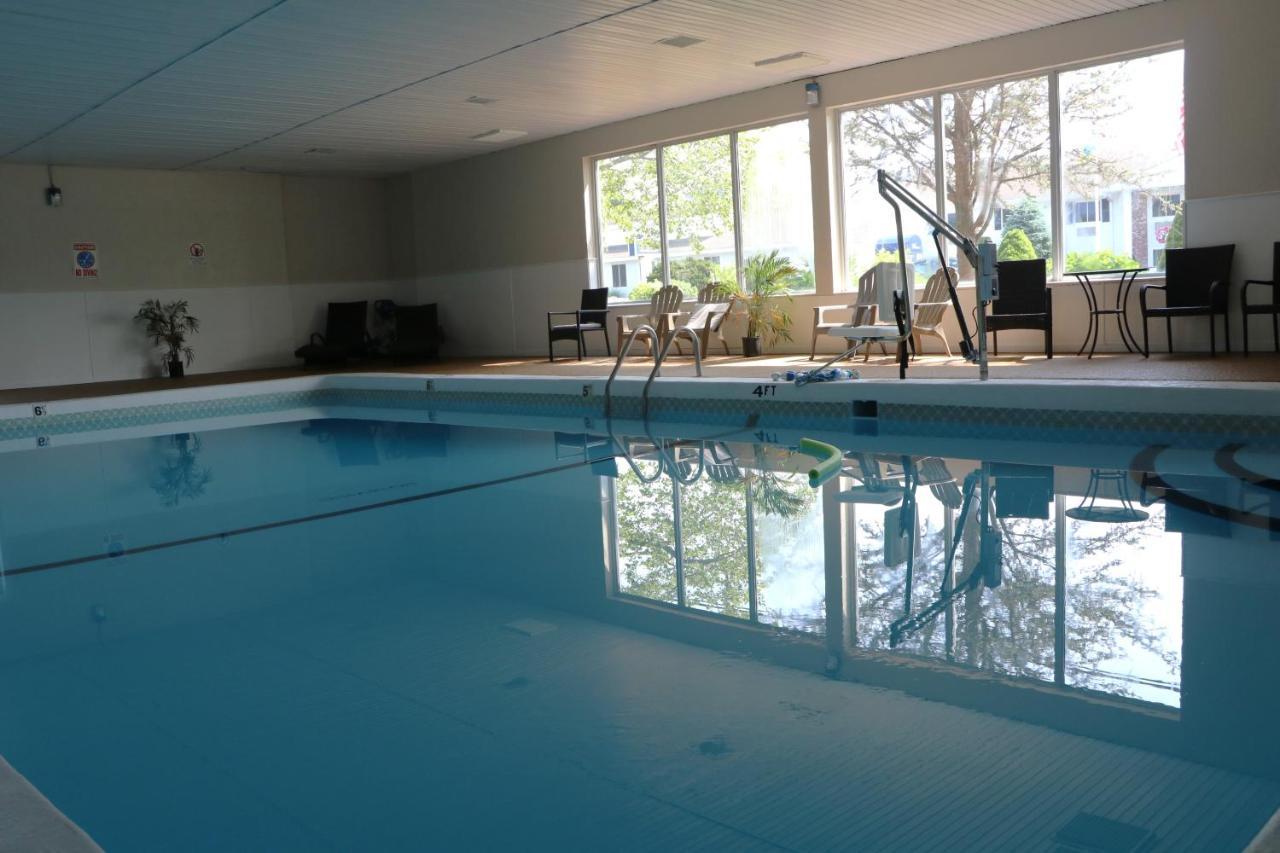 Sunbird Cape Cod Annex 호텔 웨스트야머스 외부 사진
